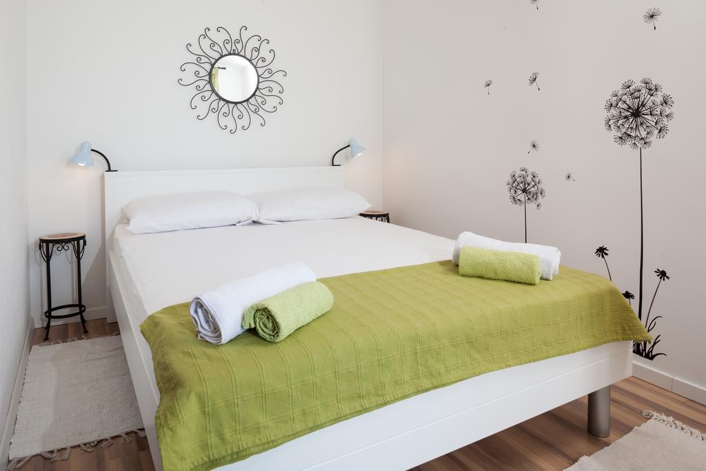 Apartments Fiona - Away From City Crowds มาคาร์สกา ห้อง รูปภาพ